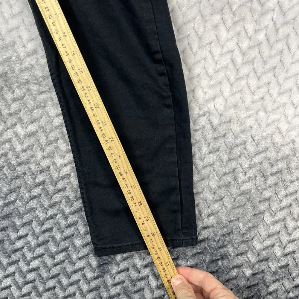 Banana Republic actually comparison ruler