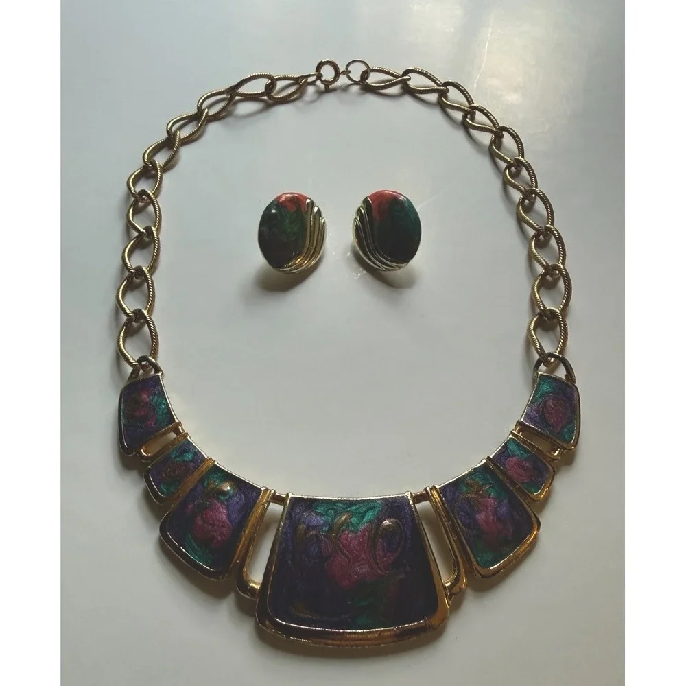 The Unbranded Brand vintage 80s