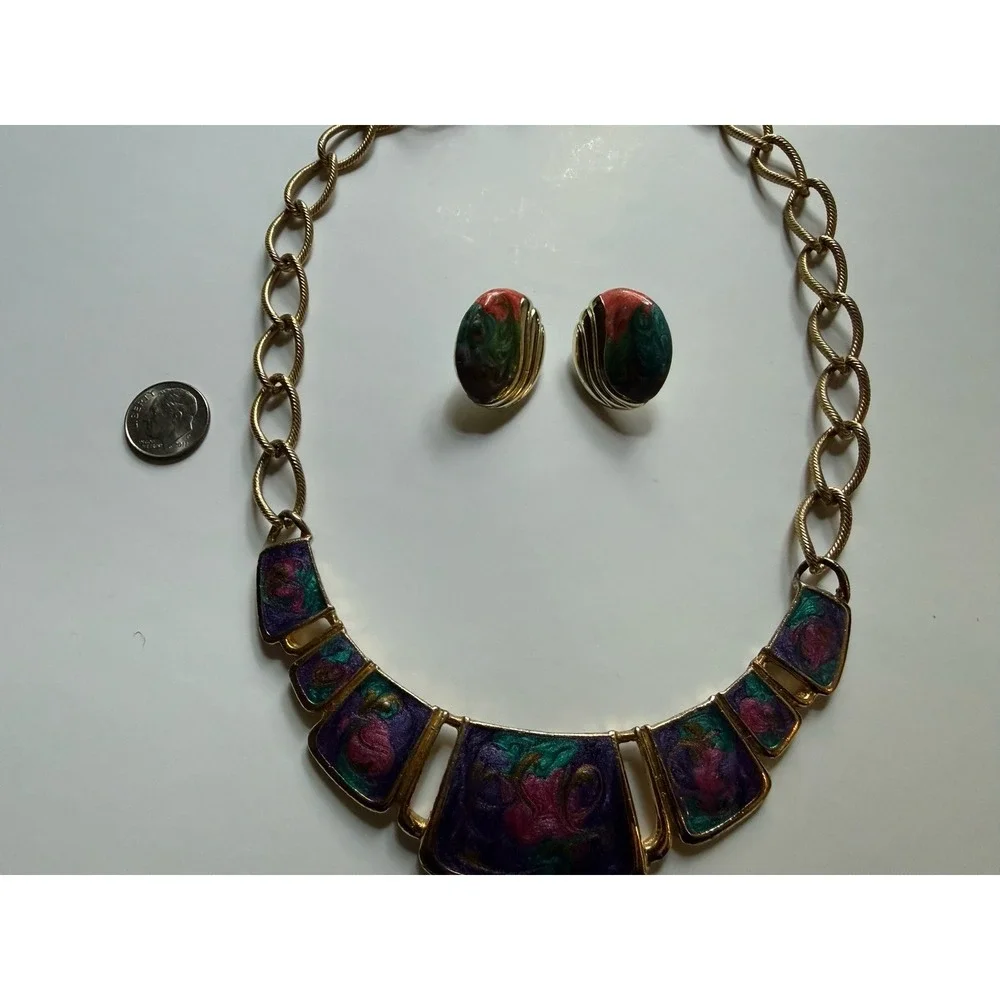 The Unbranded Brand vintage 80s