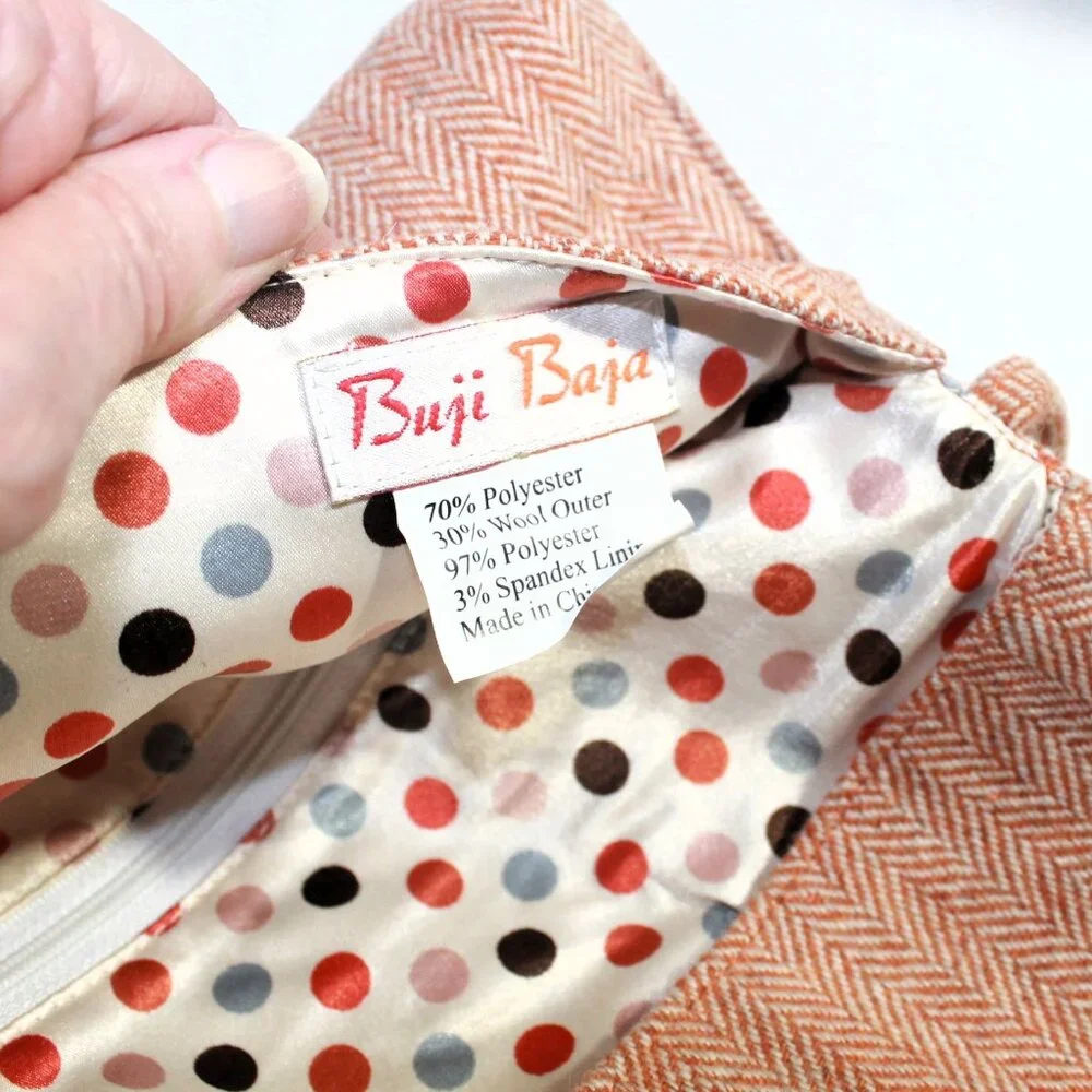 Buji Baja buji baja