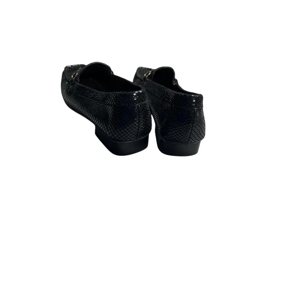 Stuart Weitzman classic stuart