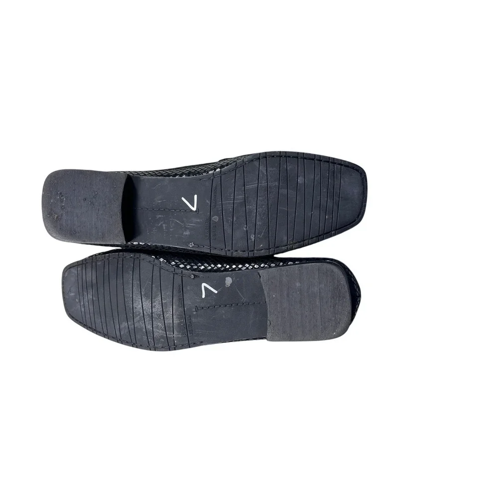 Stuart Weitzman classic stuart