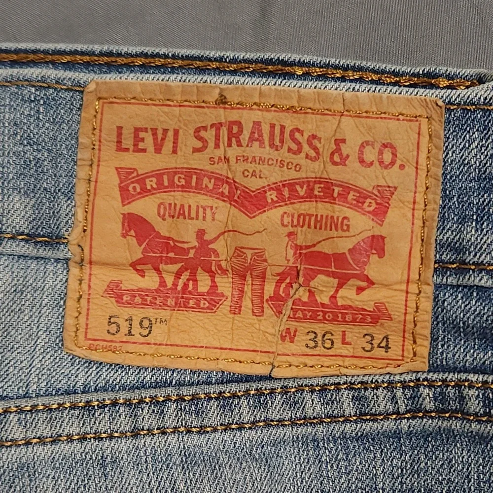 Levis levi men