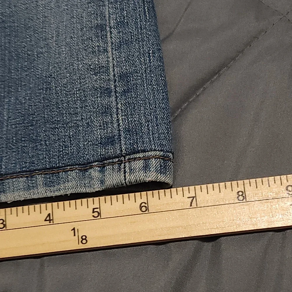 Levis levi men