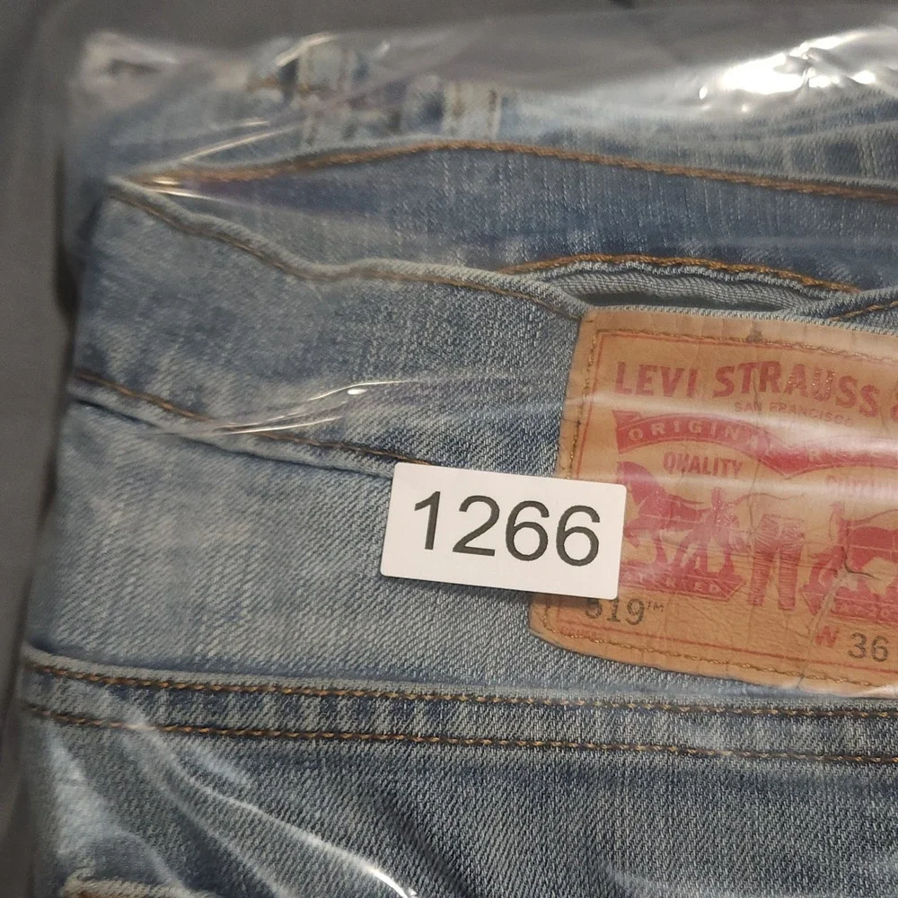 Levis levi men
