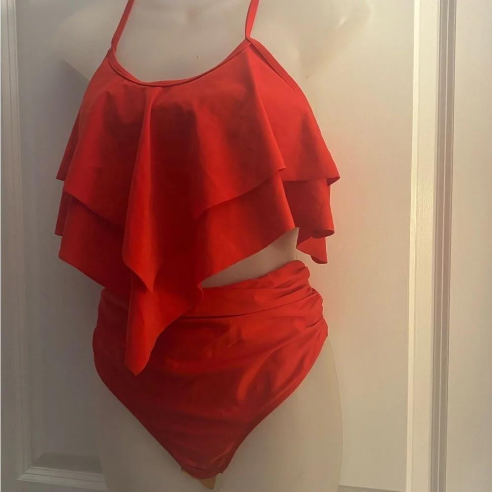 Amazon stylish red