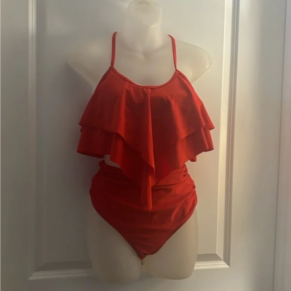 Amazon stylish red