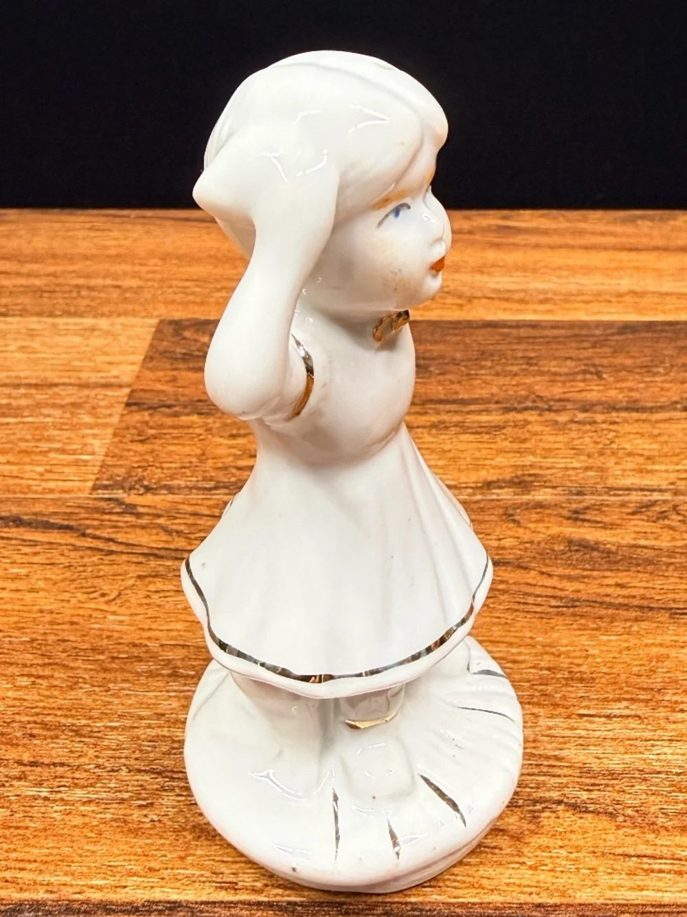 N/A little girl