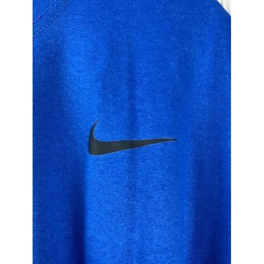 The Nike Tee Size L Mens Dri Fit Blue Short Sleeve Crew Neck