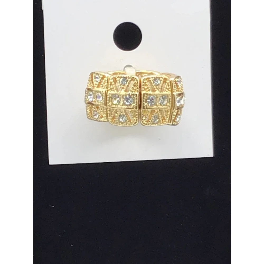 Gold And Rhinestone Stretch‎ Ring