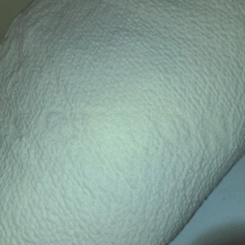 avocado pillow eco