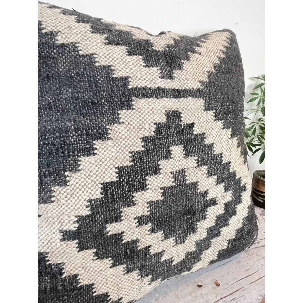 Vintage Bohemian Geometric Design Jute Linen Woven Throw Pillow 20”x 20” Modern