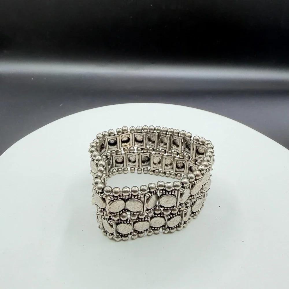 N/A chunky silver