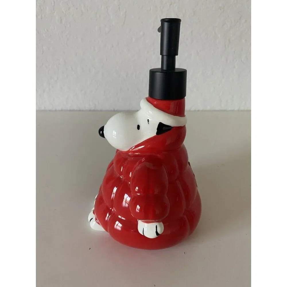 Peanuts snoopy soap