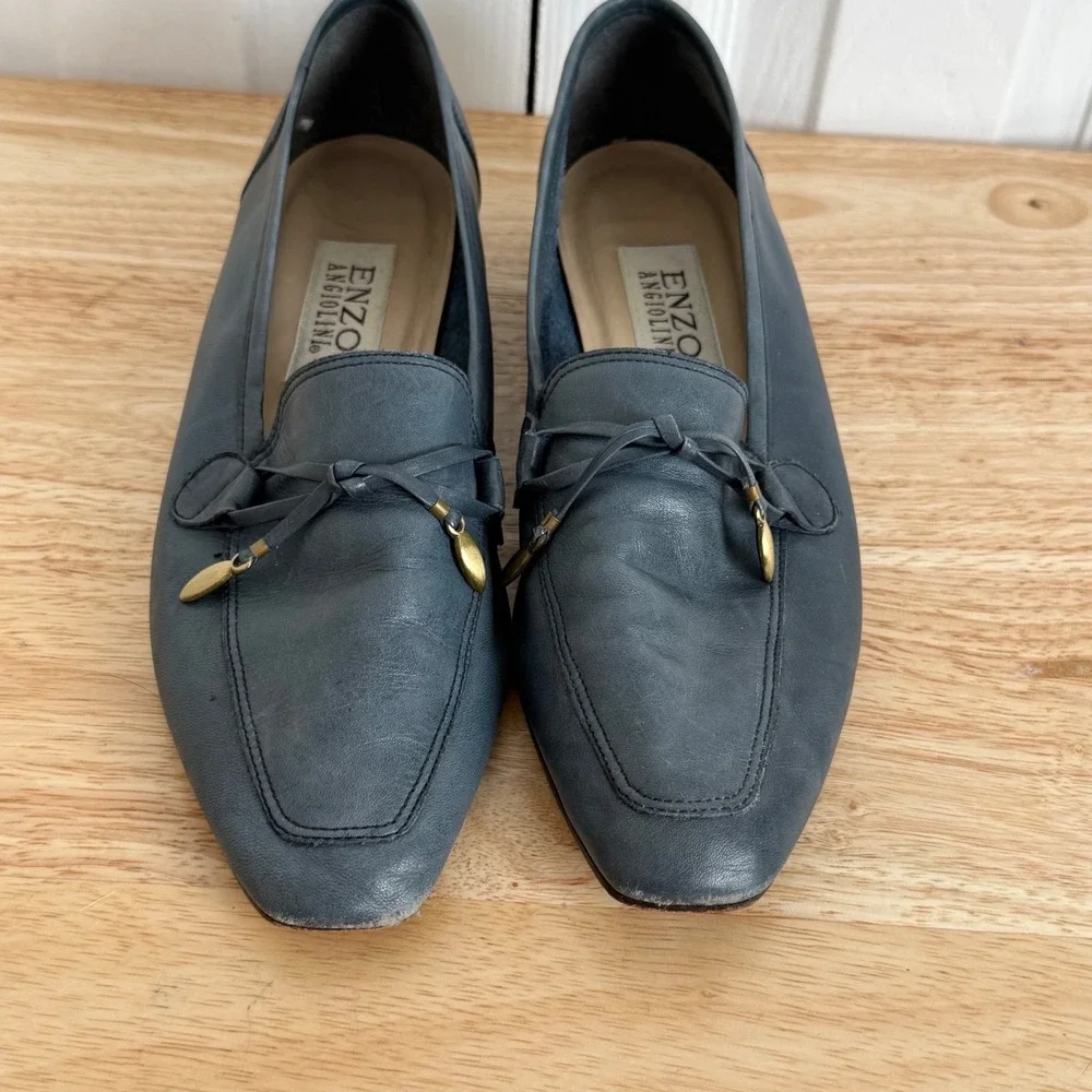 Enzo Angiolini embrace sophisticated