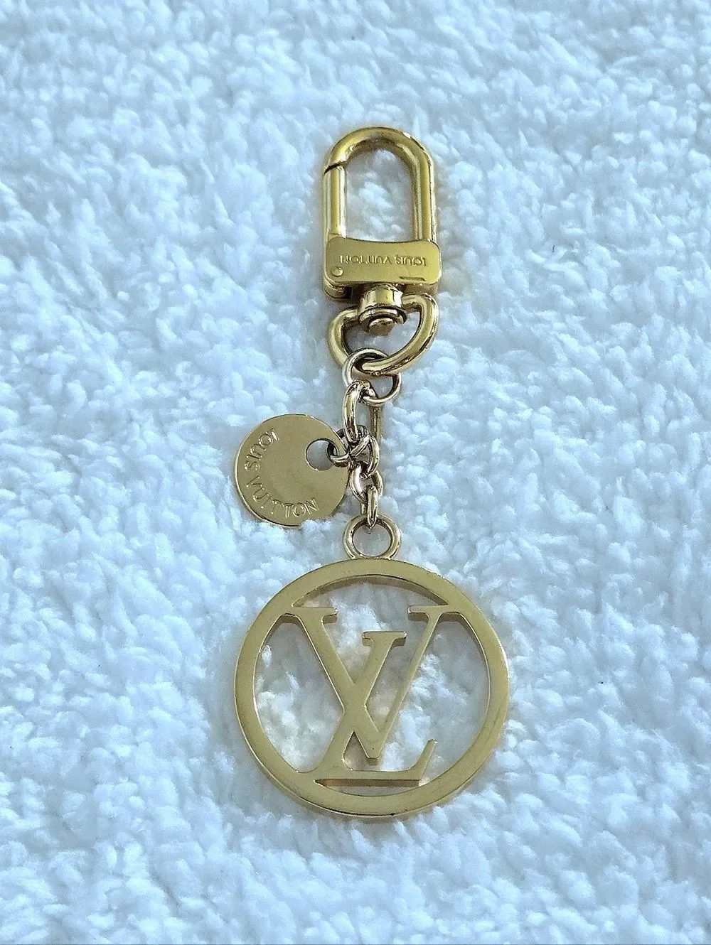 Louis Vuitton used louis