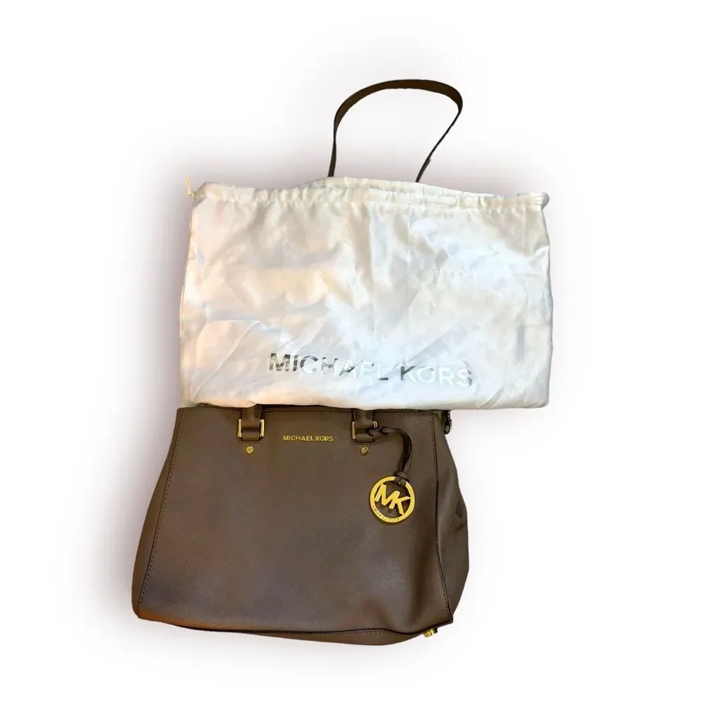 Michael Kors 13x10” dimension