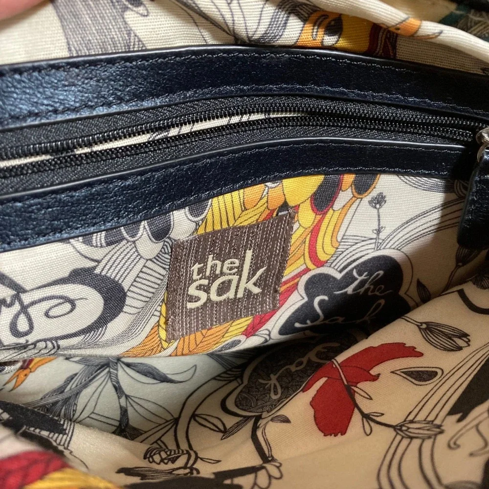 The Sak sak black