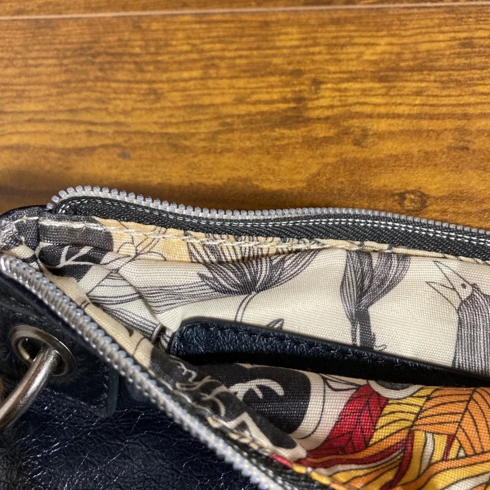 The Sak sak black