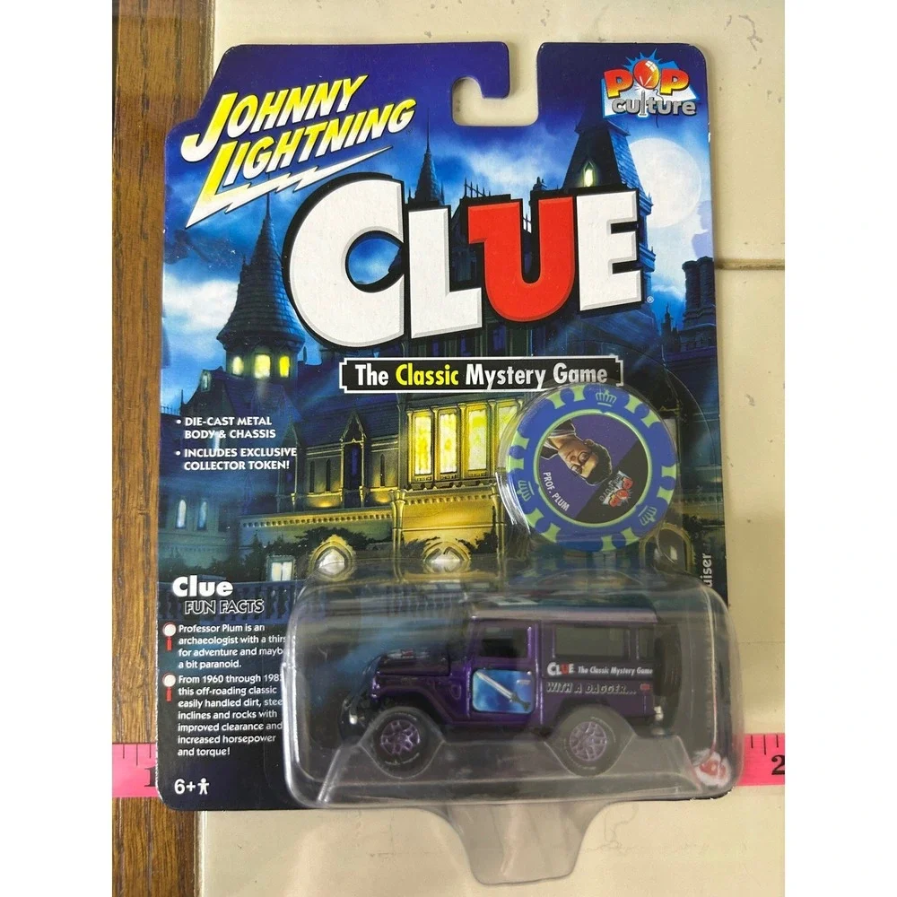 Johnny Lightning Pop Culture Clue‎ 1980 Toyota Land Cruiser Die-Cast Car