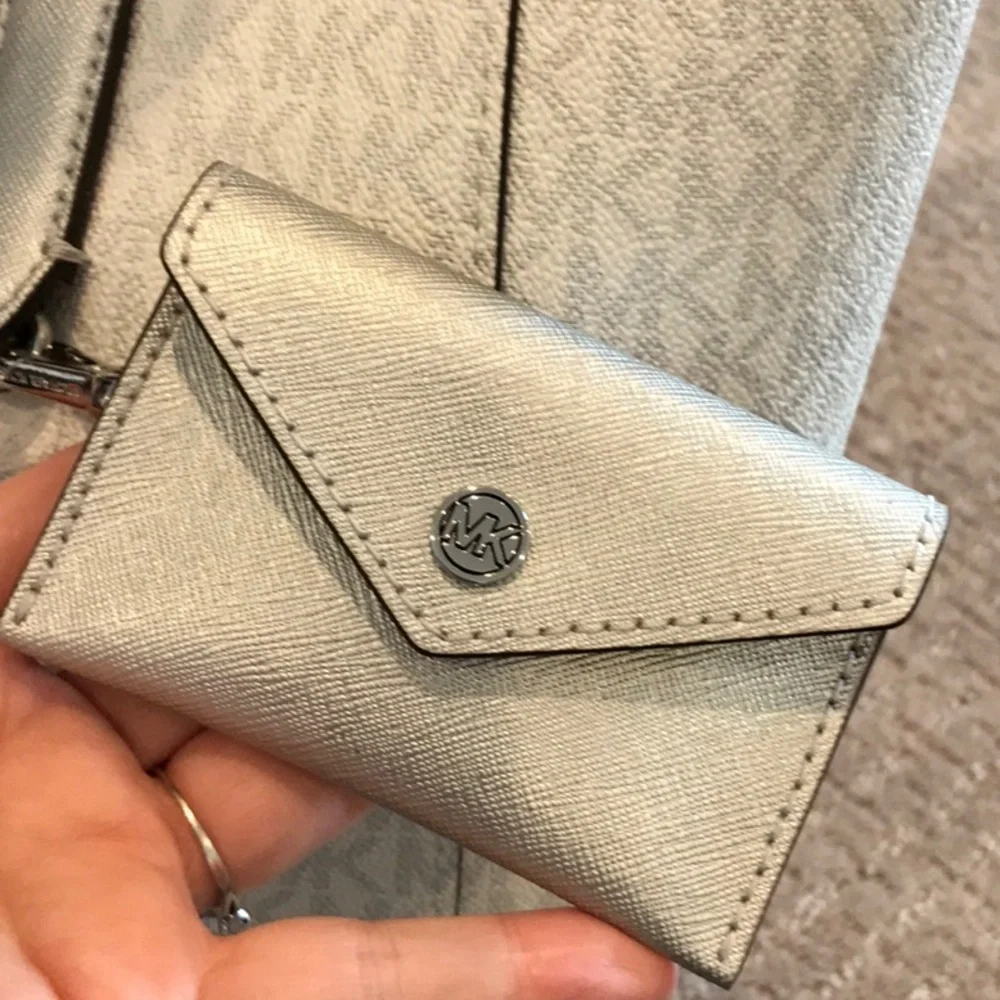 Michael Kors join more