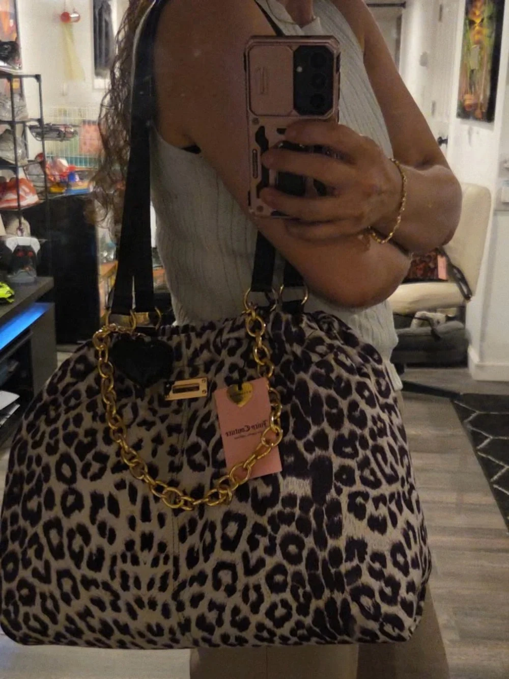Juicy Couture stylish juicy