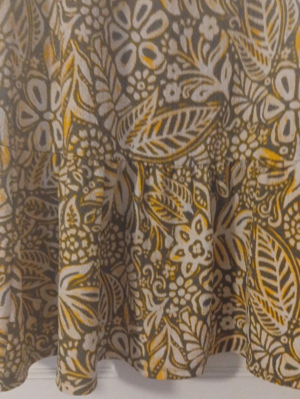 Cato lightweight floral
