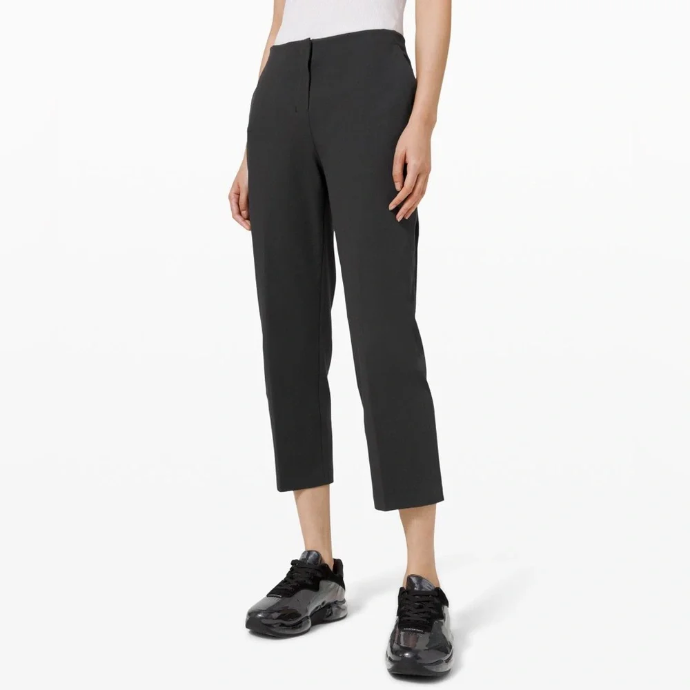Lululemon In Power MR Crop 24”‎ Black Pants Women’s Size 4