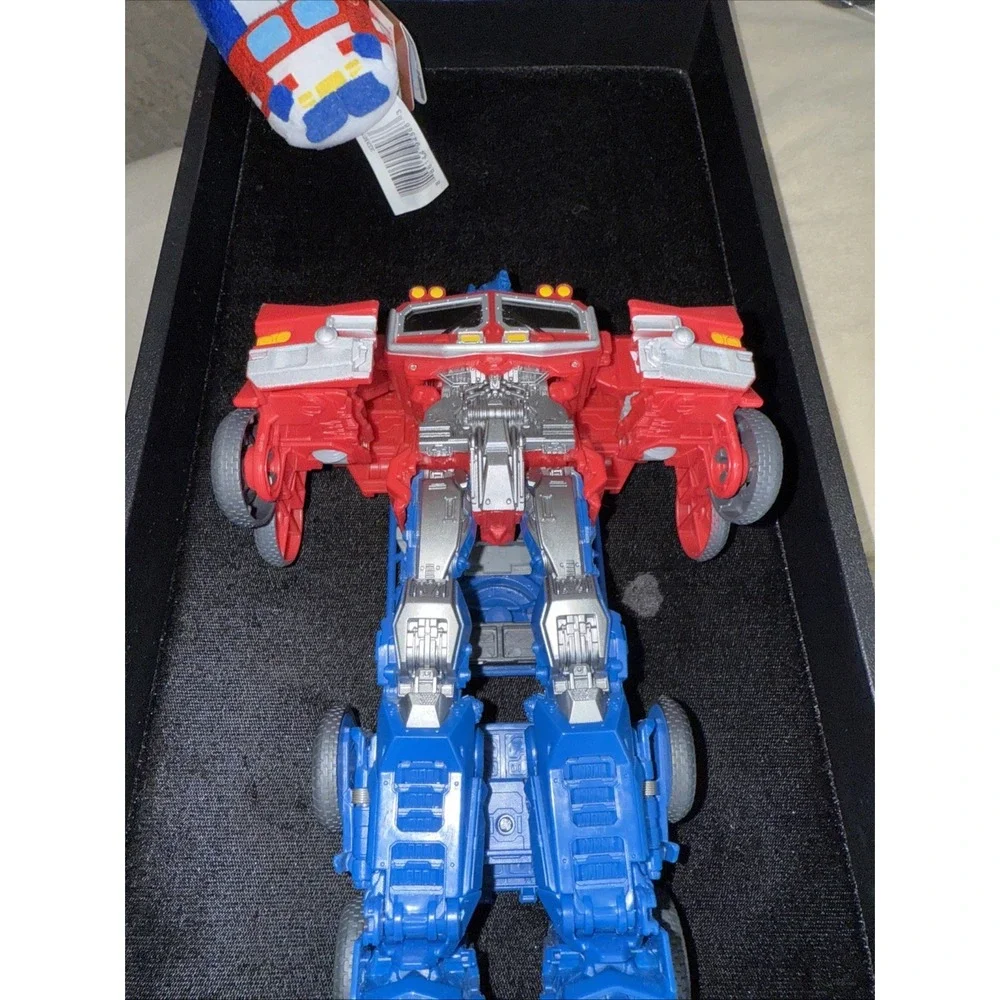 Hasbro transformer rise