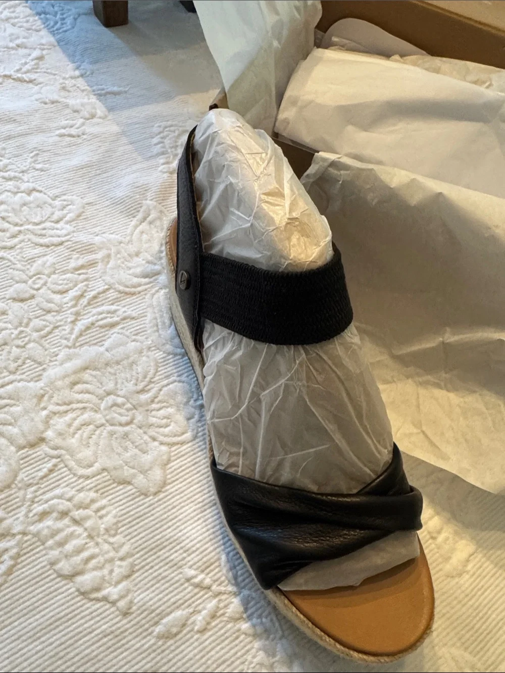 Vionic supportive wedge