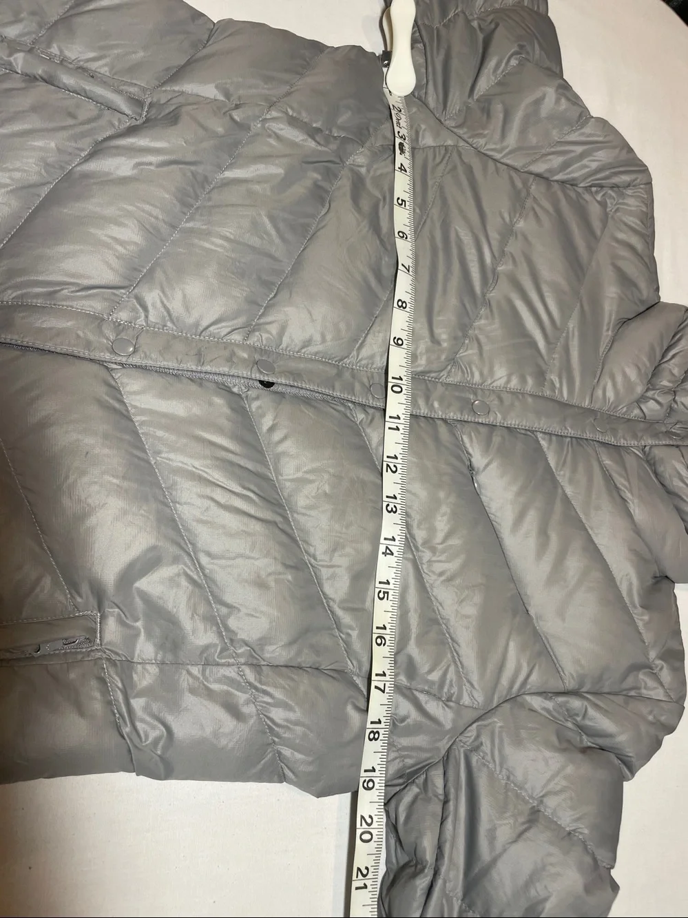 GAP lightweight quilted
