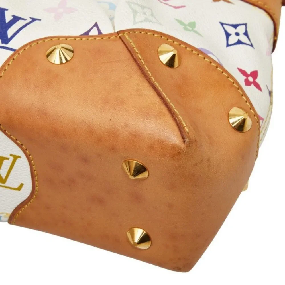 Louis Vuitton delivery duty