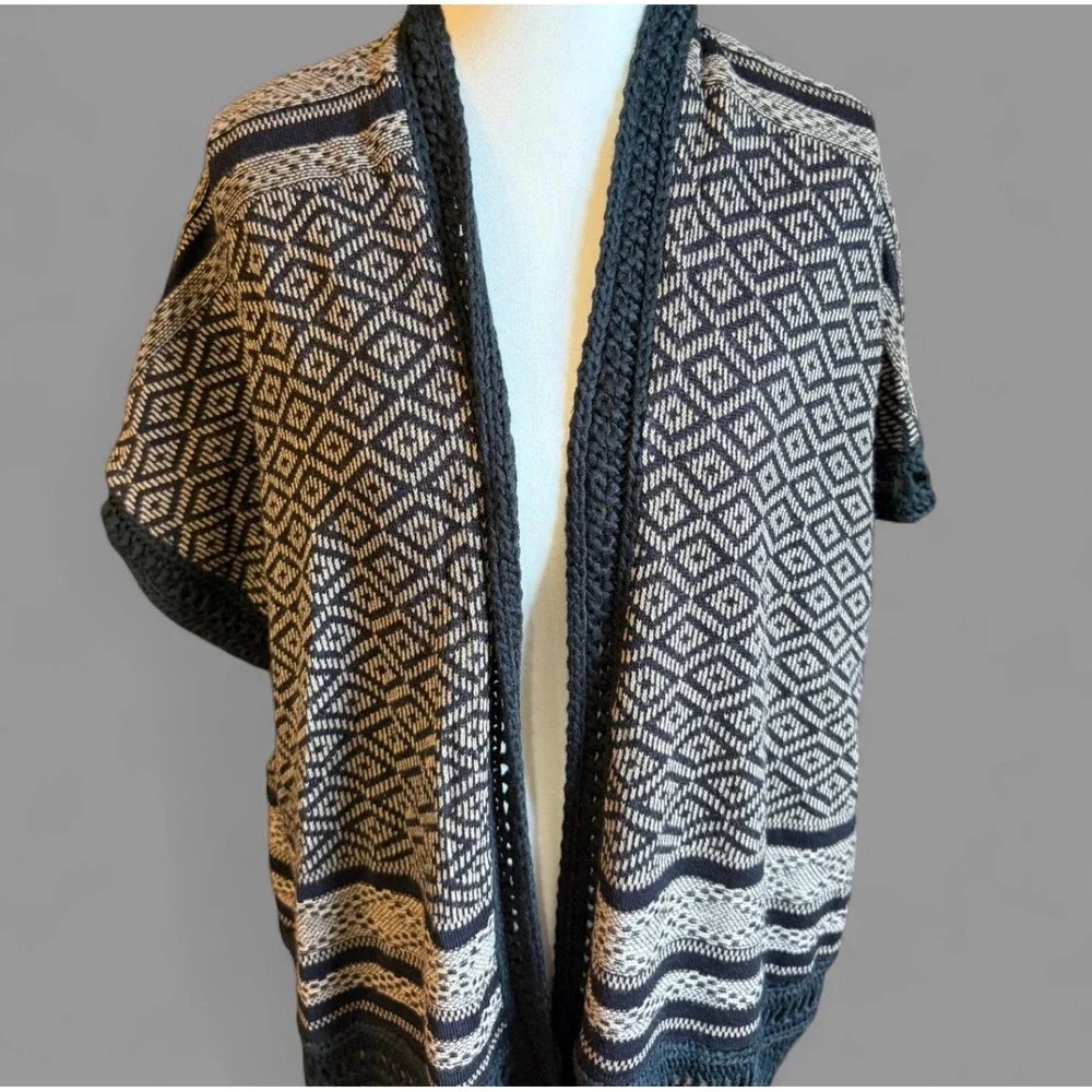 Blu Pepper beige black