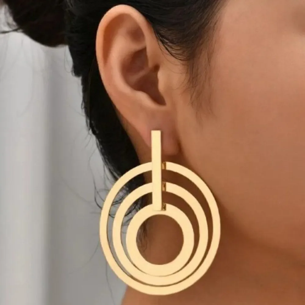 GOLD ROUND GEOMETRIC EARRINGS