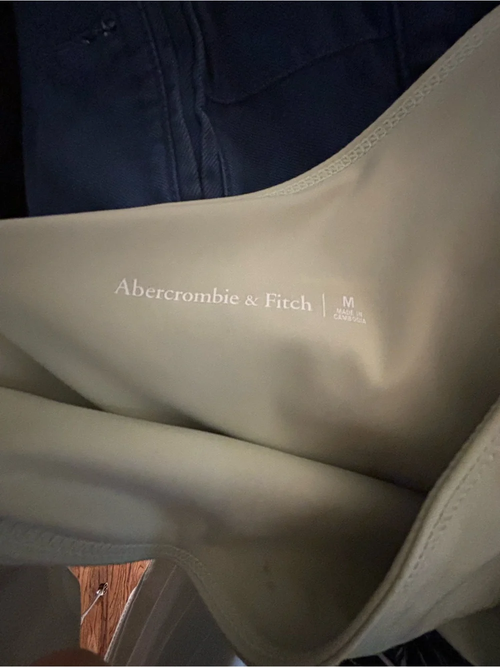 Abercrombie & Fitch one shoulder