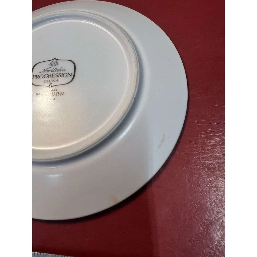 Noritake milburn plate