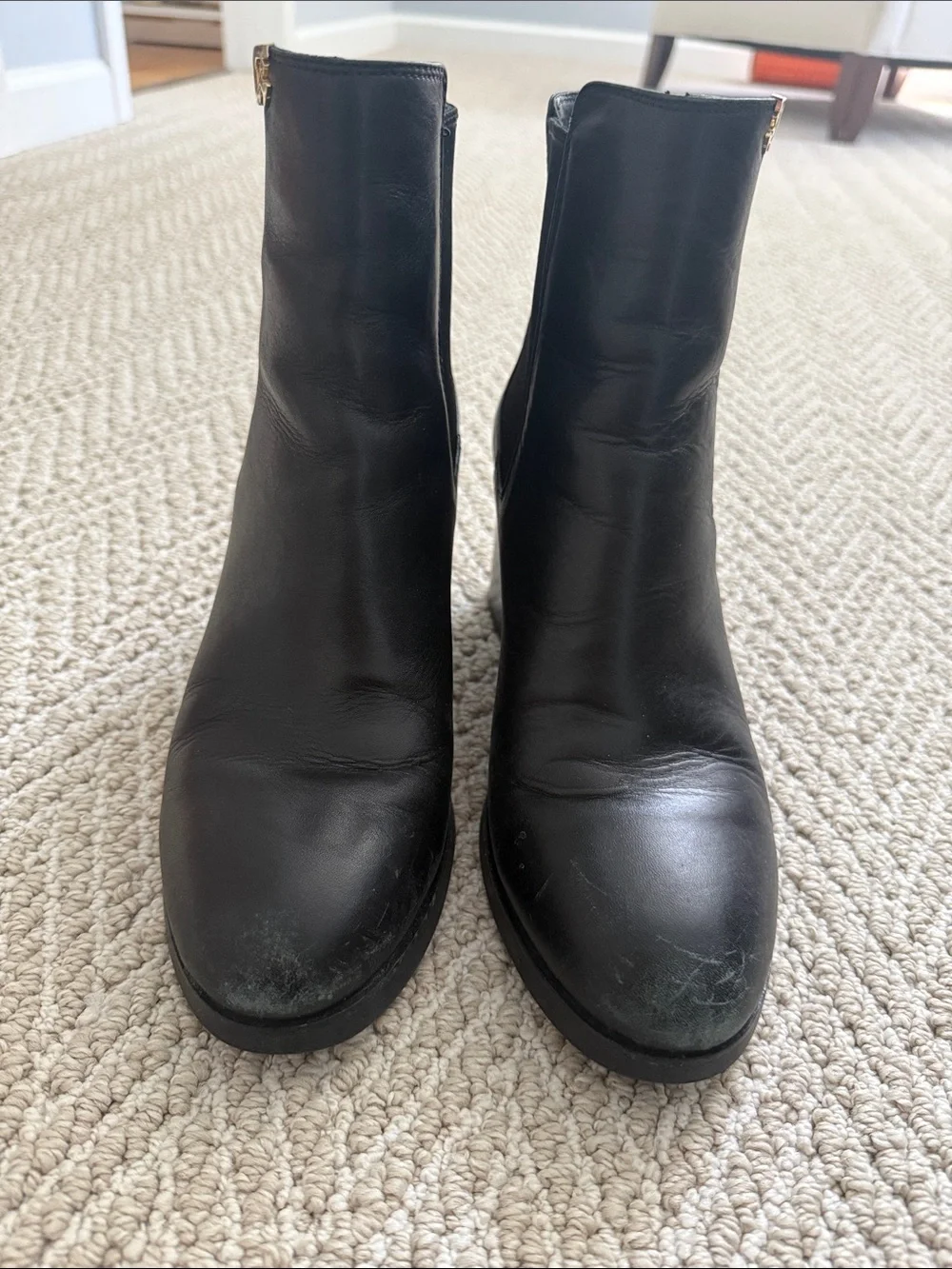 Tory Burch streamlined black