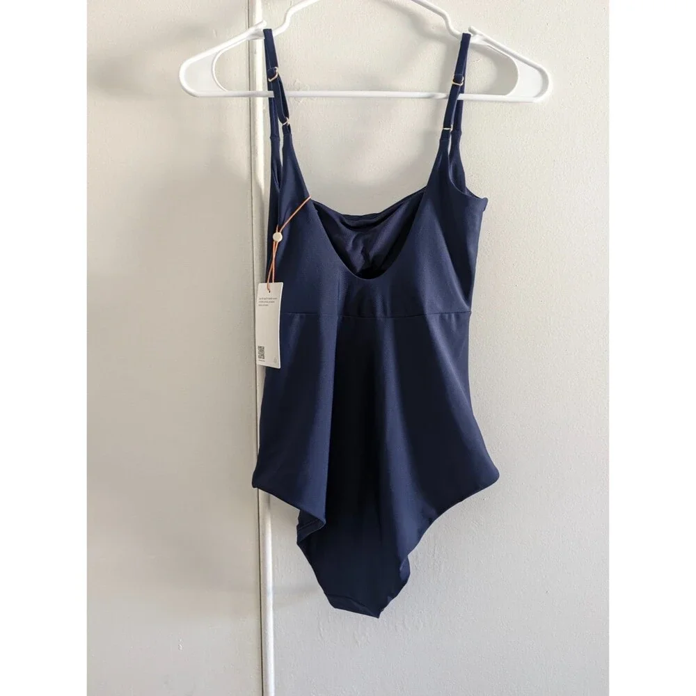 Quince brand new