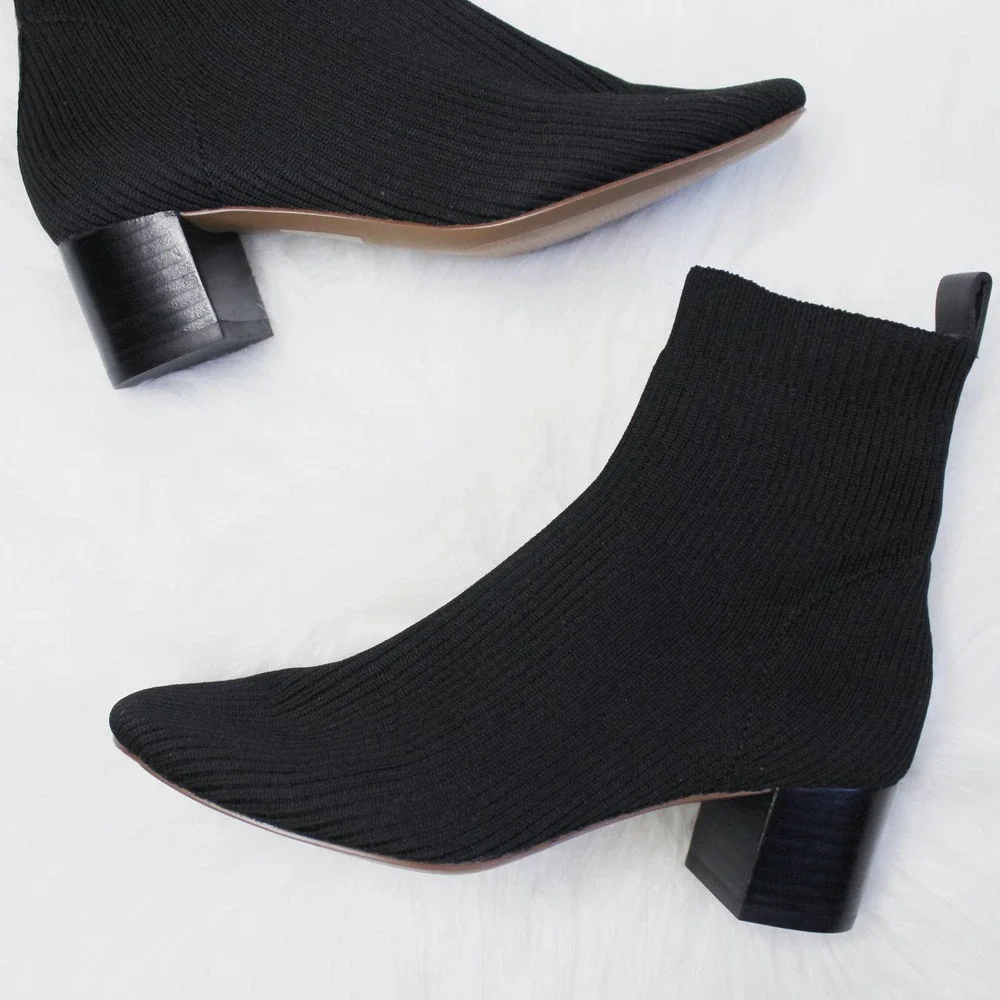 Everlane stable foot chic