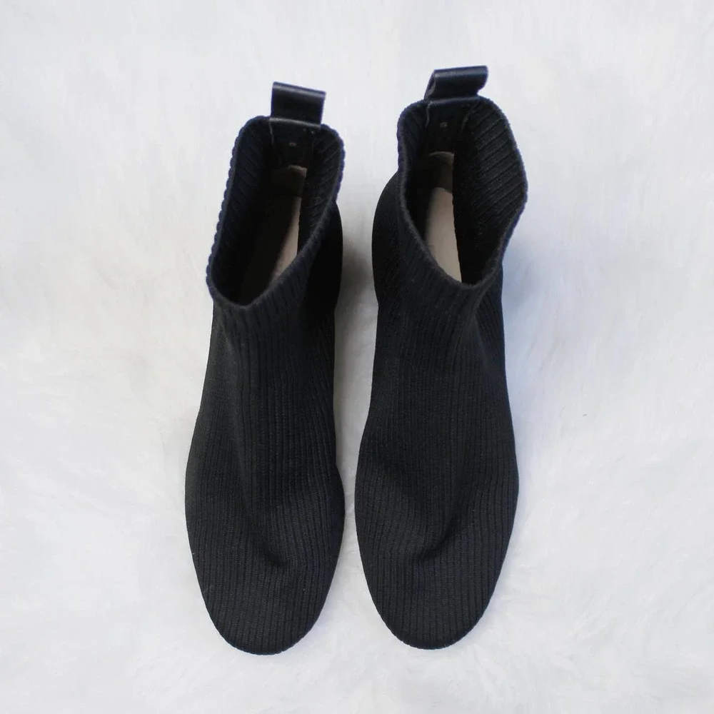 Everlane block silhouette knit