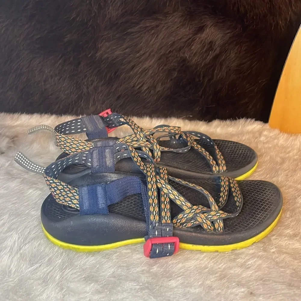 Chaco excellent sandals