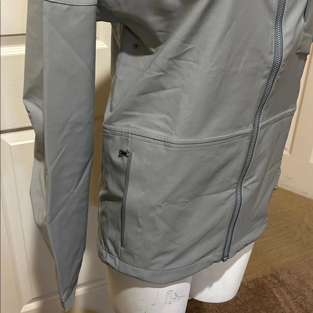 cotopaxi stylish gray