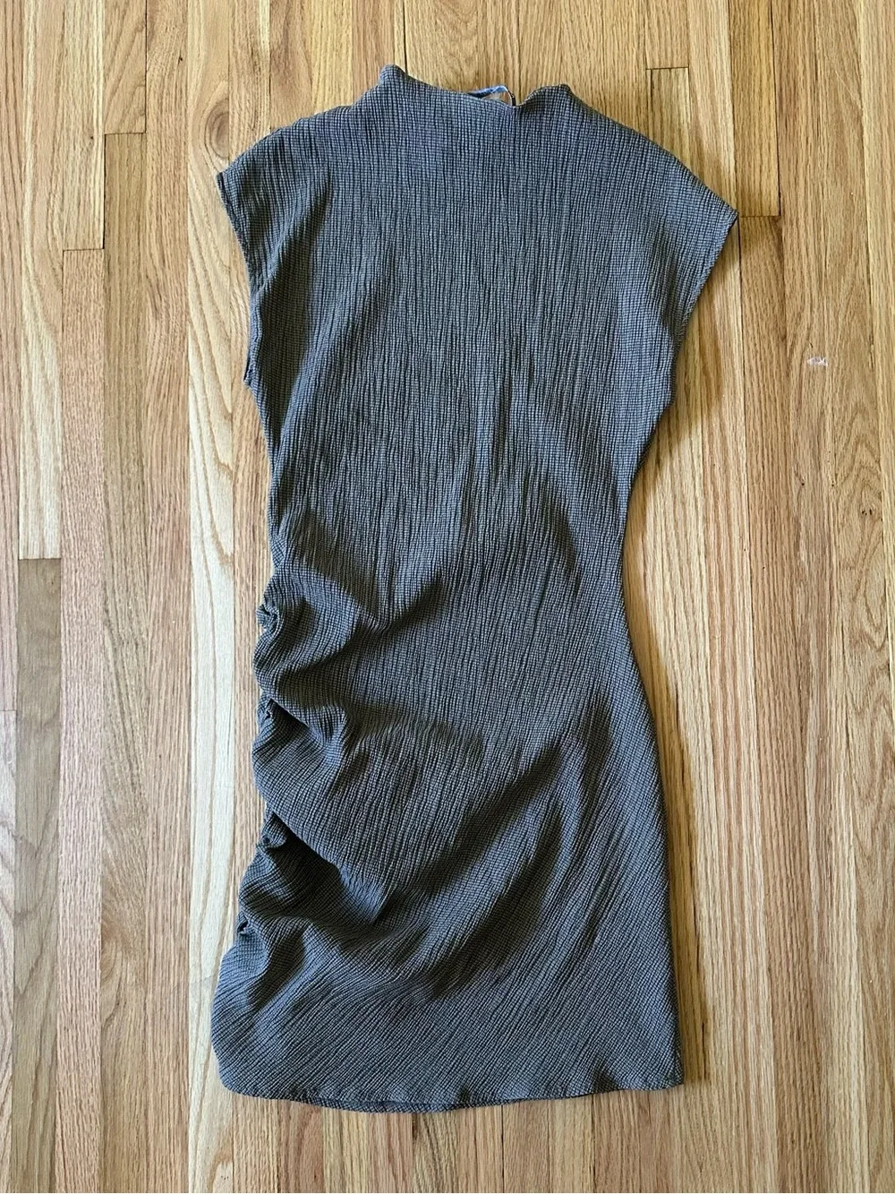 Zara figure skimming