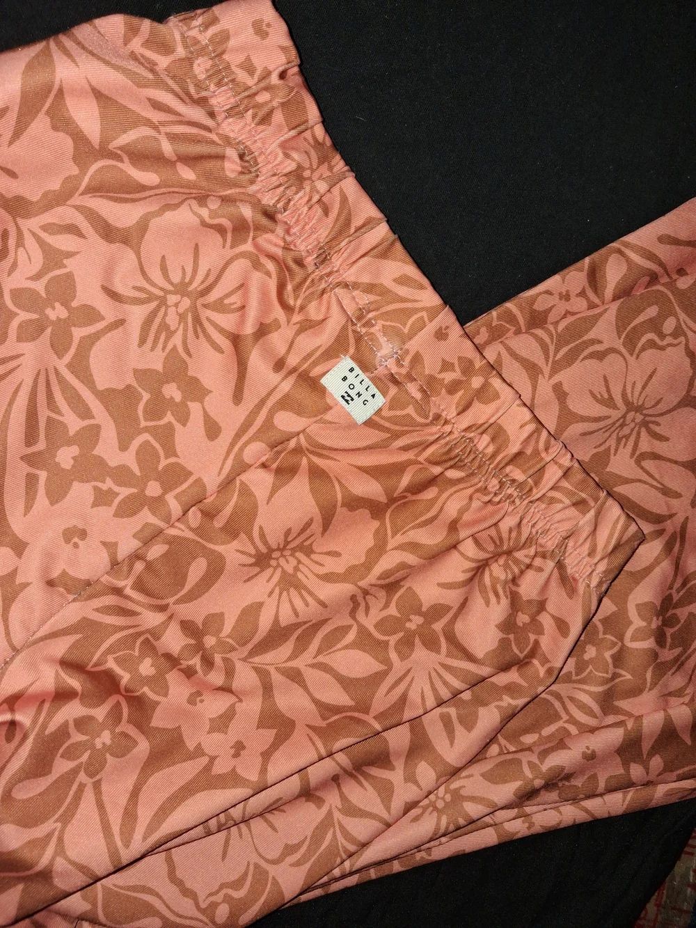 Billabong stretchy leggings