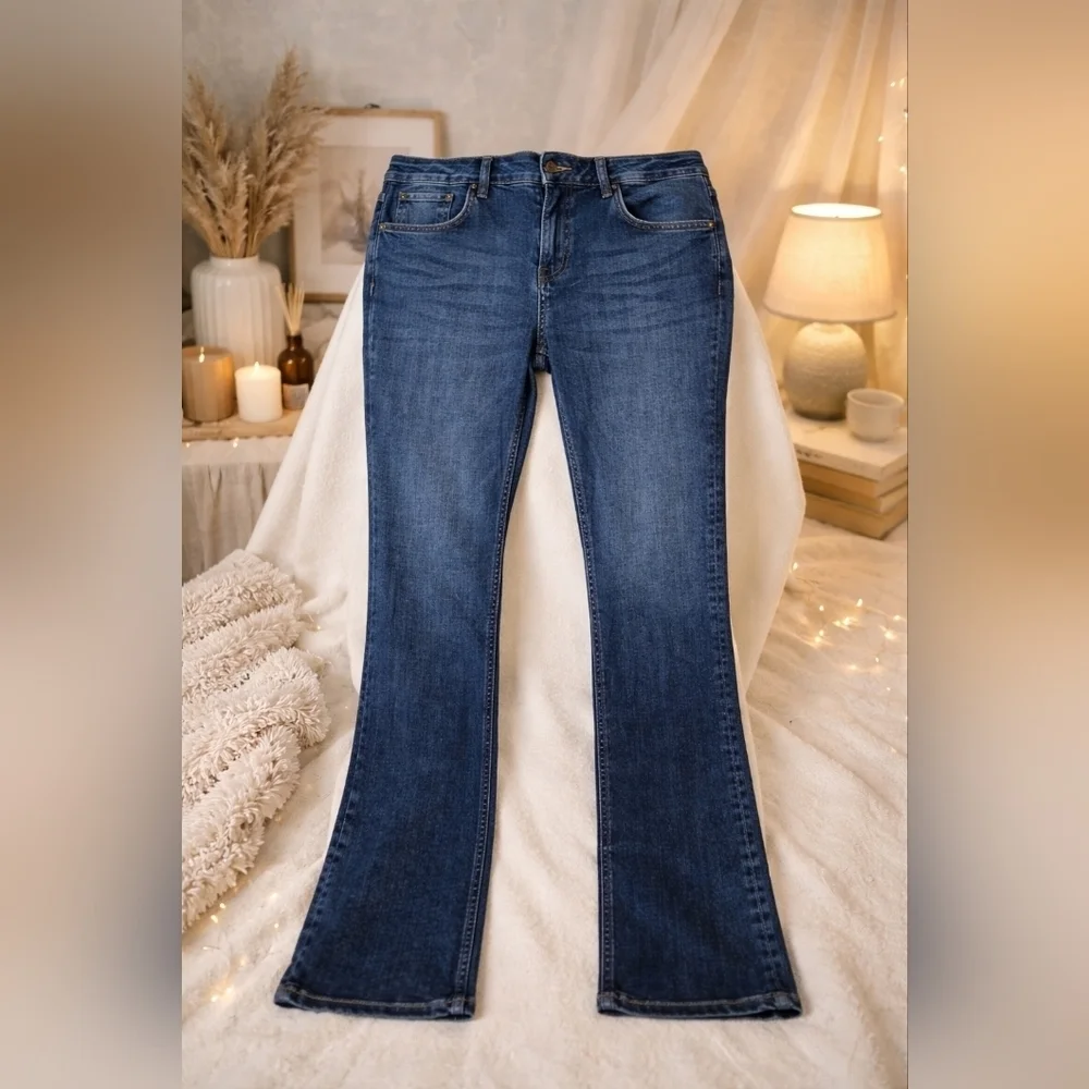Zara 👖 description