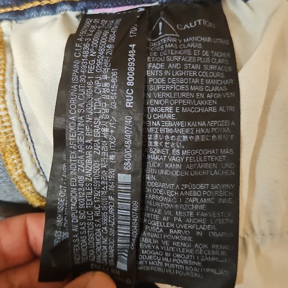 Zara 👖 description