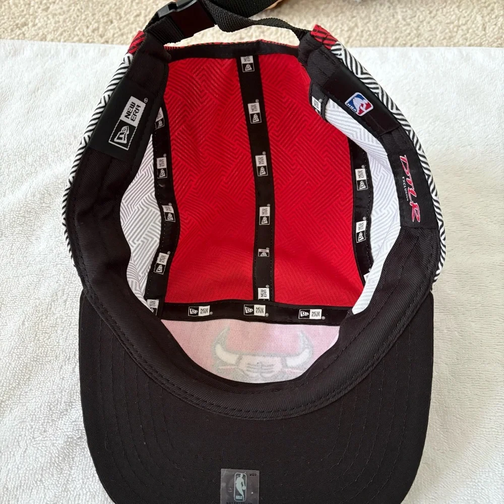New Era bold red