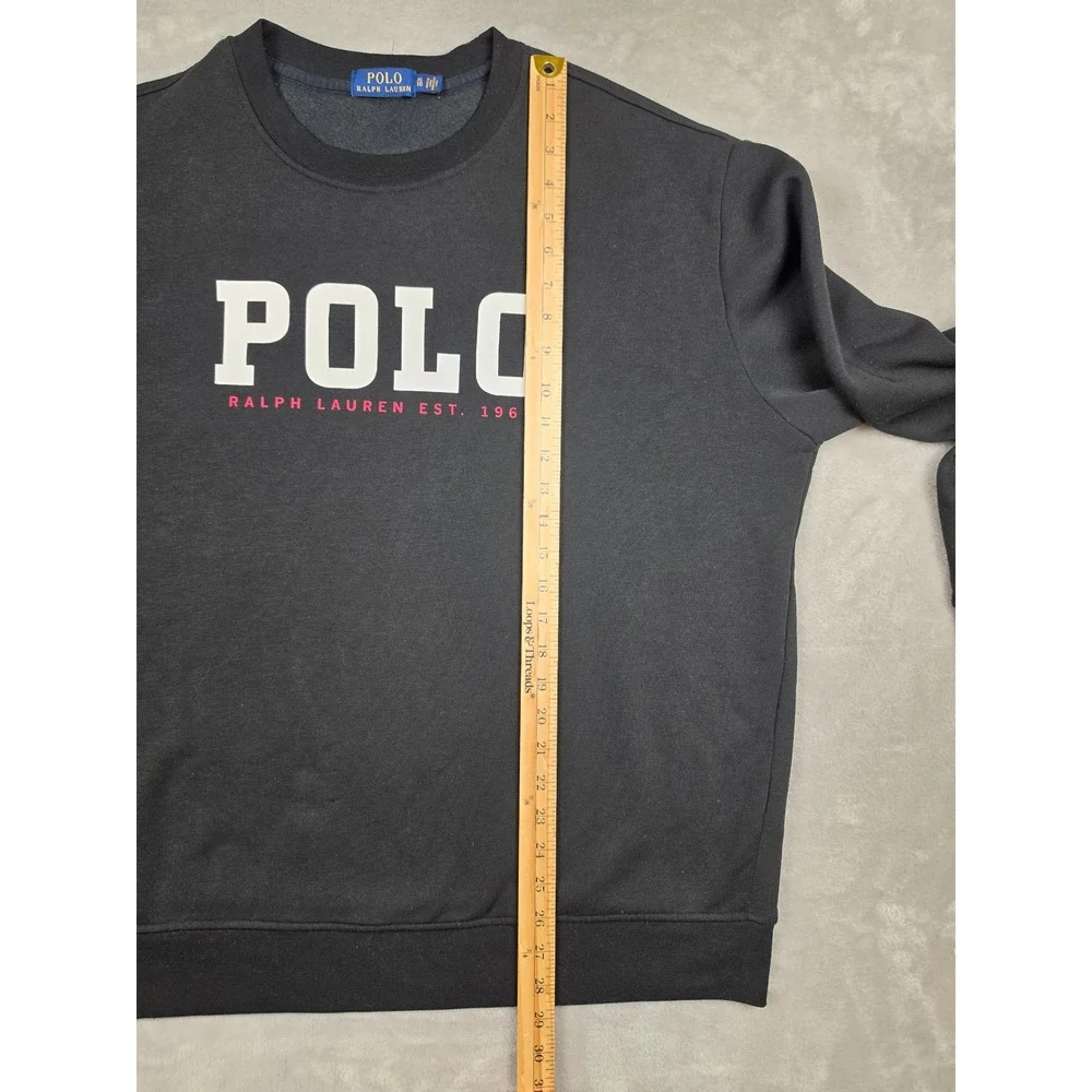 Polo Ralph Lauren has thread