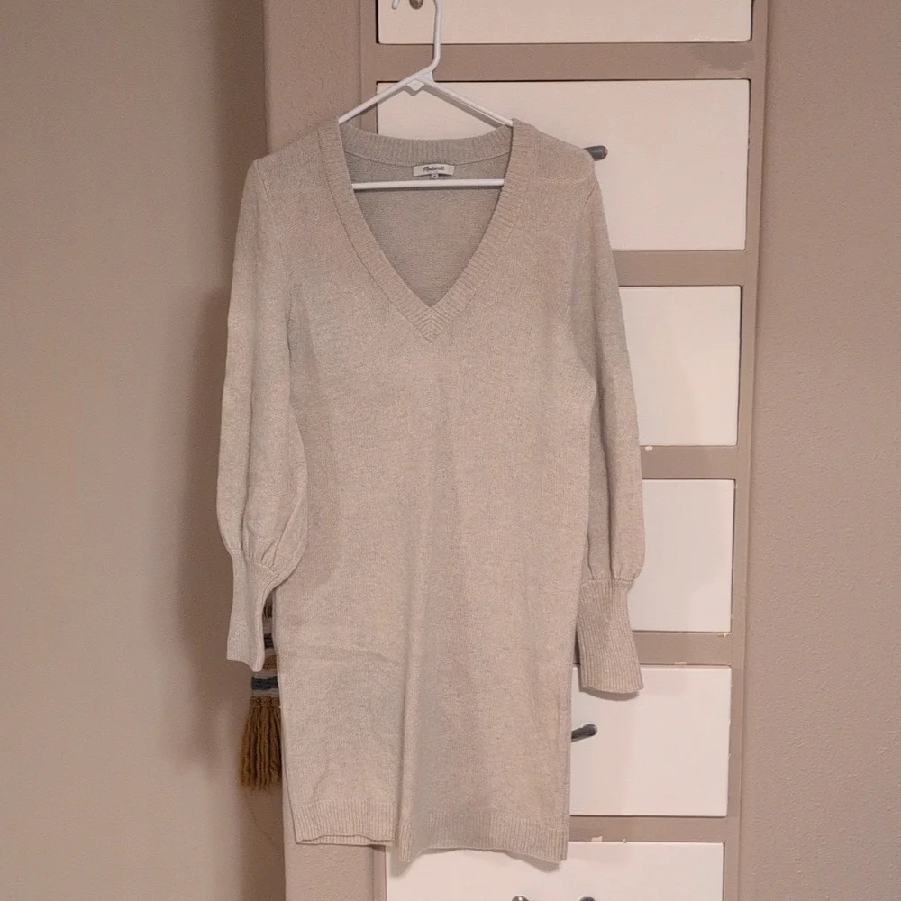 Madewell puff bell