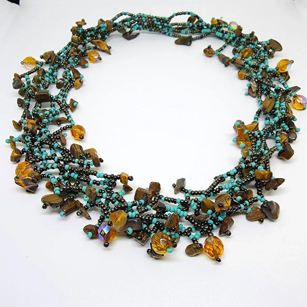 Fashion Jewelry strand about barrel
